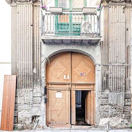 Palazzo Dei Normanni Stylish Apartment ปาแลร์โม ภายนอก รูปภาพ
