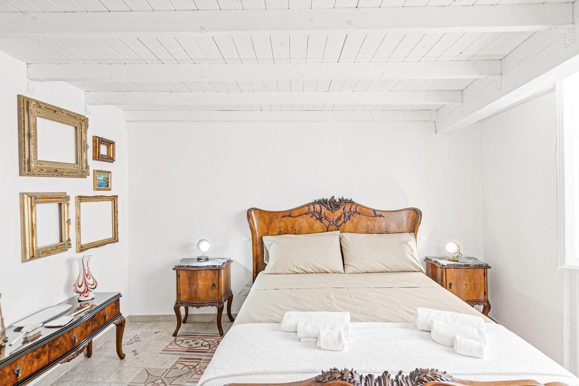Palazzo Dei Normanni Stylish Apartment ปาแลร์โม ภายนอก รูปภาพ