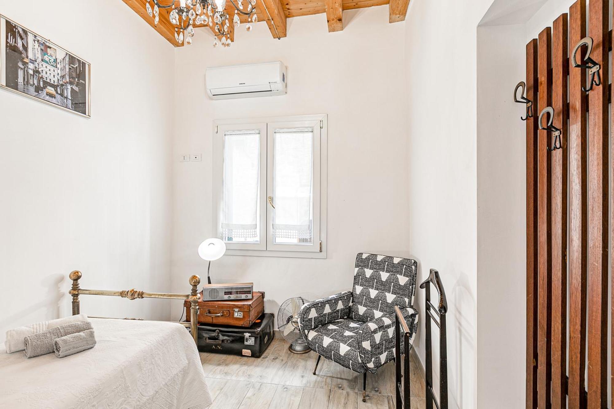 Palazzo Dei Normanni Stylish Apartment ปาแลร์โม ภายนอก รูปภาพ